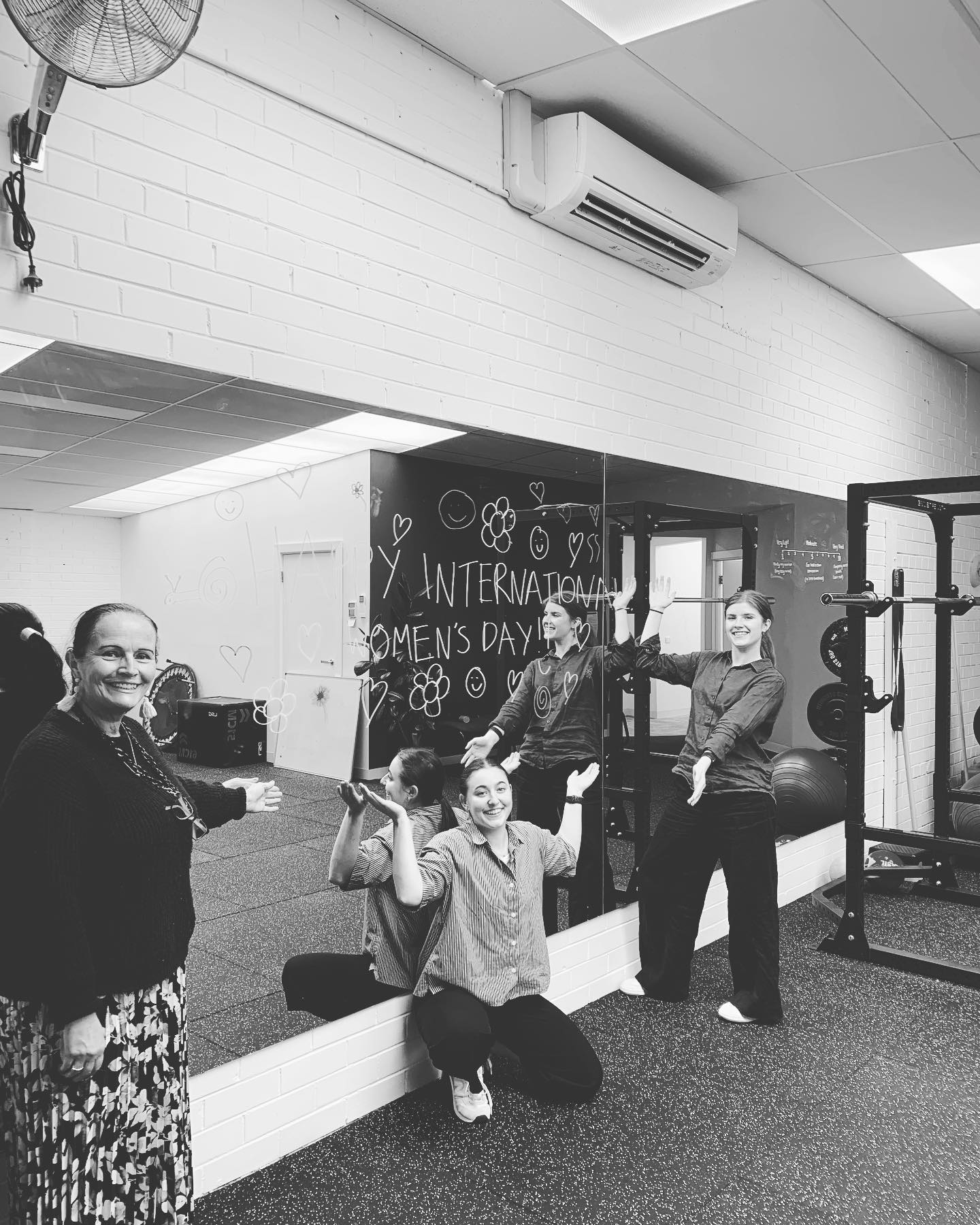 The use of aquatic therapy in postoperative rehabilitation ME Physio